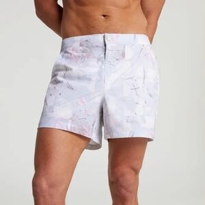 VRST Men's 5" Resort Short In And Out Of Water Lt Blue Floral Size Large